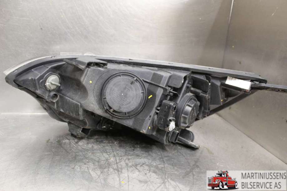 Frontlykt høyre halogen til Kia Rio 2011-2017 Type III  (KIA|)