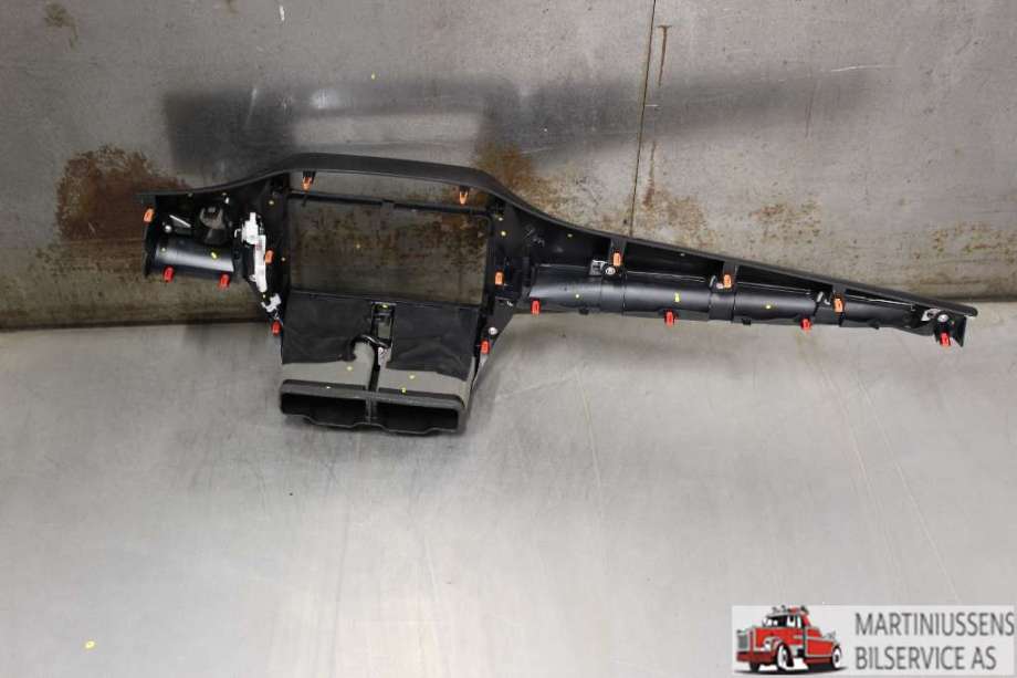 Diverse deler til Toyota Prius 2016-2023 (Type IV) (combi) (combi) (TOYOTA||55474-47210)