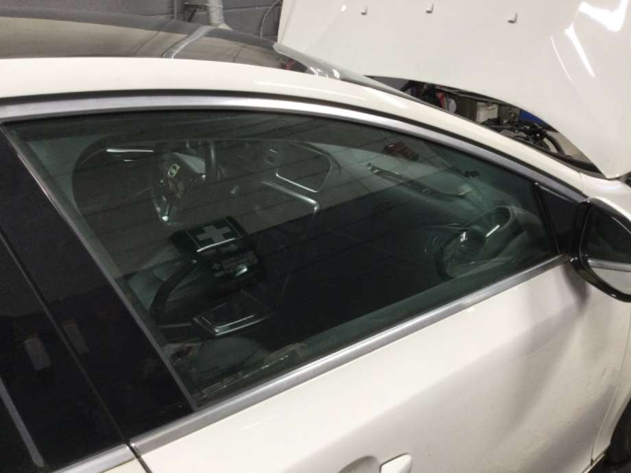 Siderute høyre foran til Volvo V40, 2012-2019  (VOLVO|)