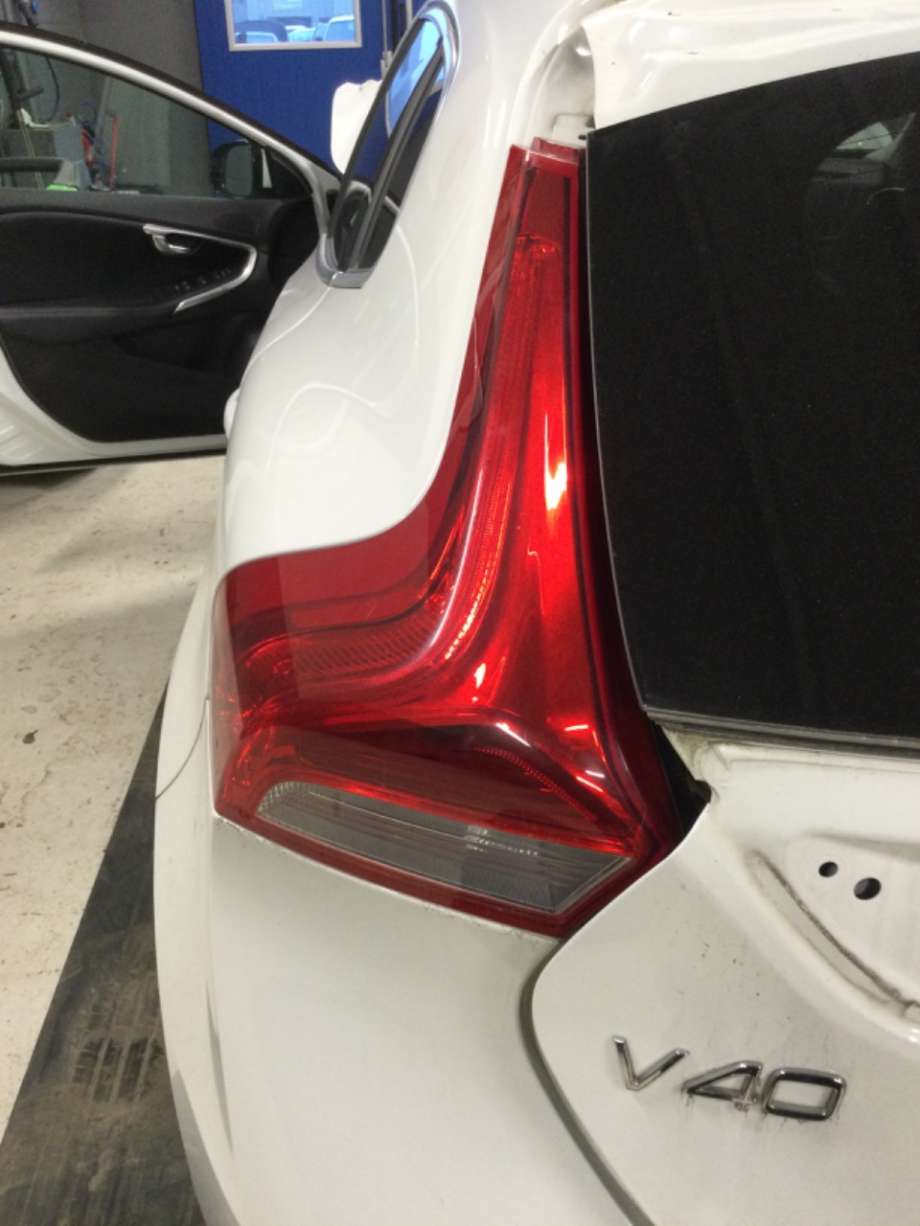 Baklykt venstre til Volvo V40, 2012-2019  (VOLVO|)