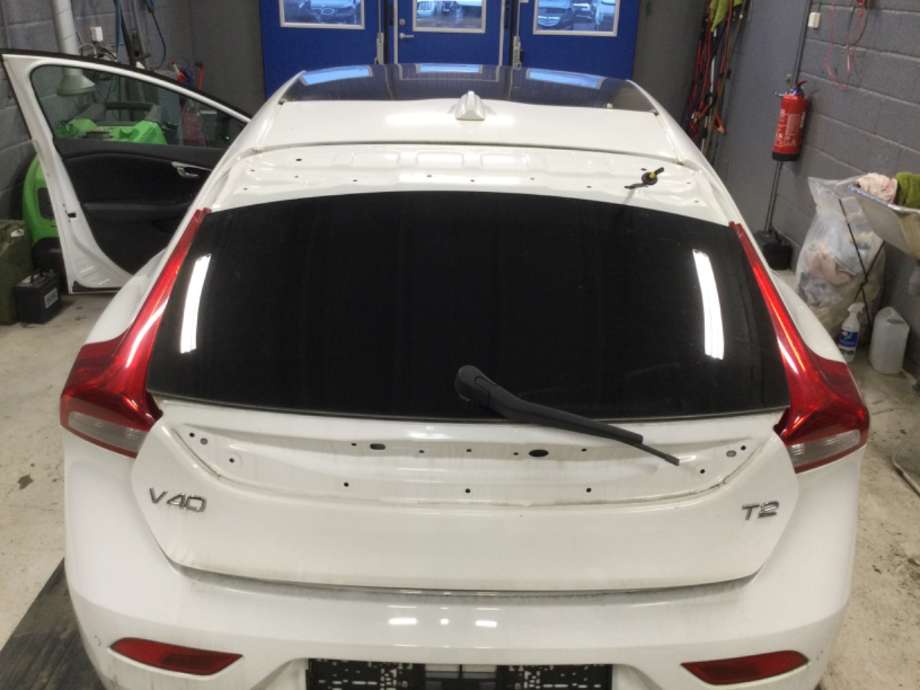 Bakluke combi til Volvo V40, 2012-2019  (VOLVO|)