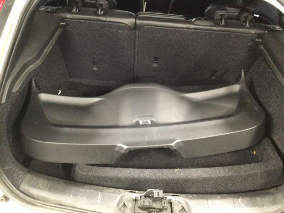 Diverse deler til Volvo V40, 2012-2019  (VOLVO|)