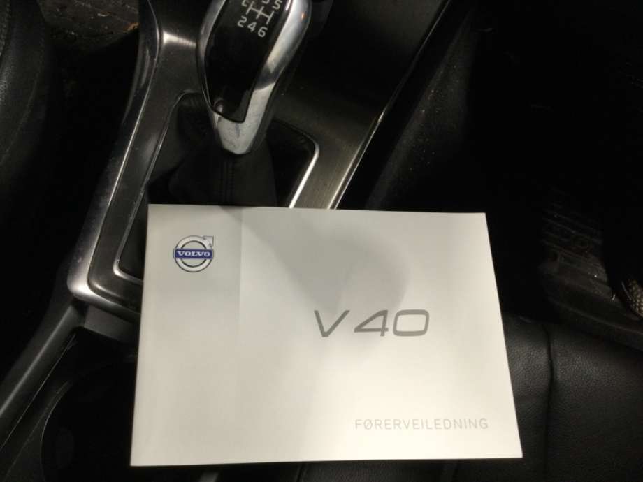 Instruksjonsbok til Volvo V40, 2012-2019  (VOLVO|)