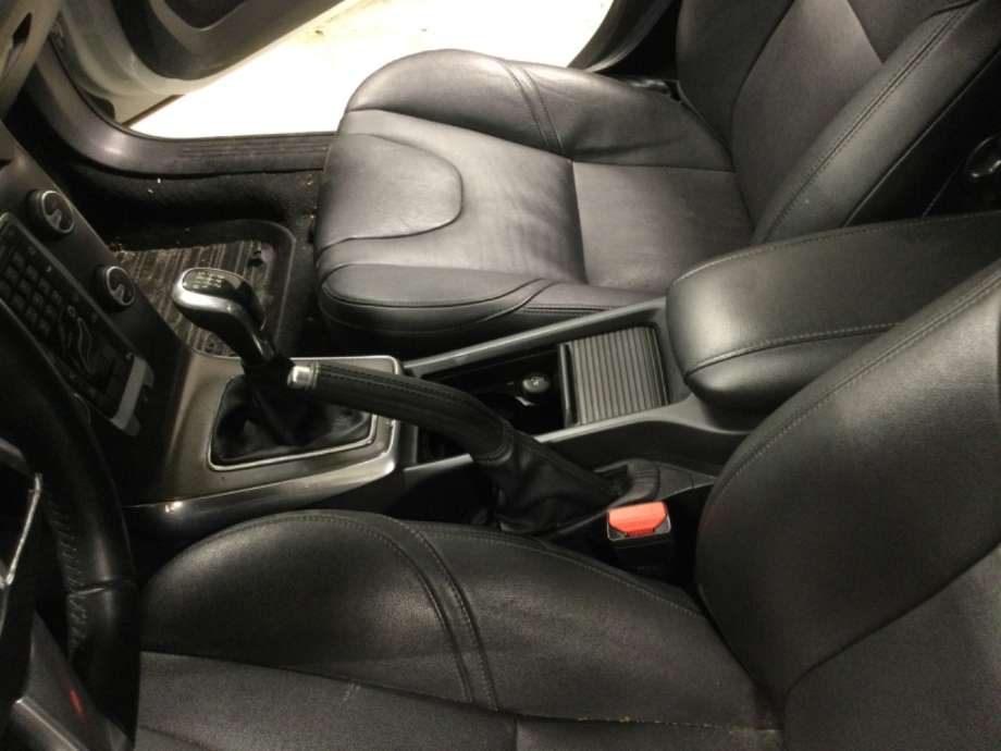Håndbrekk til Volvo V40, 2012-2019  (VOLVO|)