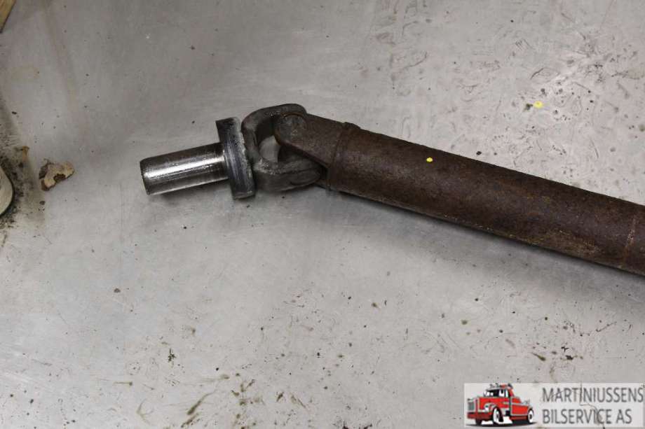 Mellomaksel til Toyota Hiace 2007-2012 (Fase 3)  (TOYOTA|)