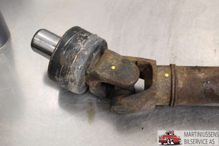 Mellomaksel fremre til Toyota Hiace 2007-2012 (Fase 3)  (TOYOTA|)
