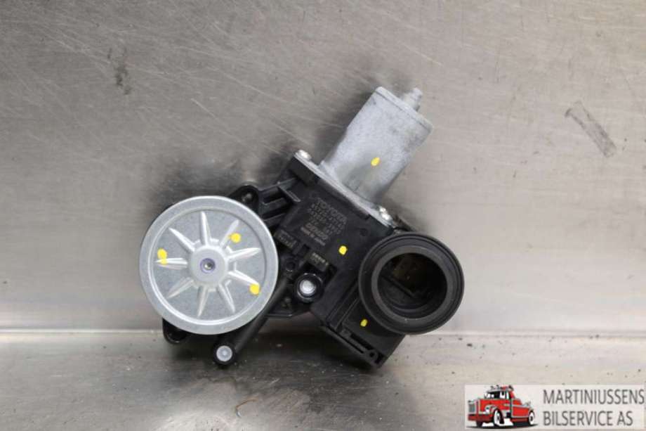 Tannstang til Toyota Hiace, 2007-2012 (Fase 3)  (TOYOTA|)