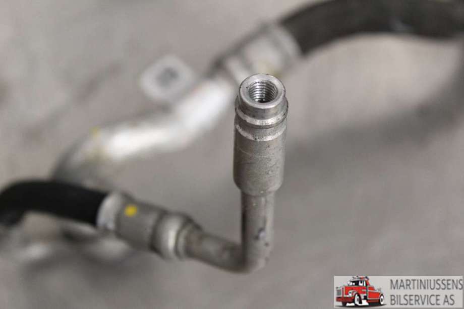 Aircondition rør til BMW 3-Serie 2012-2018 (F30/F31/F34) (F30/F31/F34) (BMW||9364658-01)