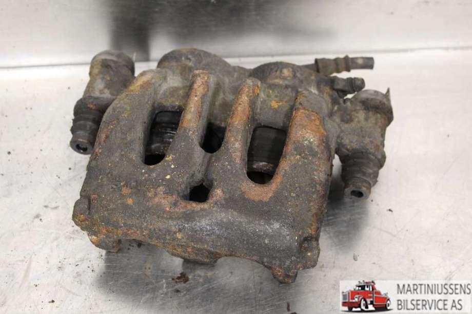 Bremsecaliper venstre foran til Mercedes Vito 2014-->> (W447) (W447) (MERCEDES|)