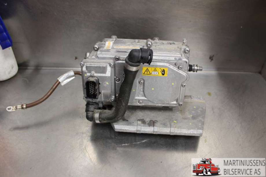 DCDC converter elbil til Mercedes C-Klasse 2014-2018 (Fase 1) (W205) (W205) (MERCEDES|A2059006415|)