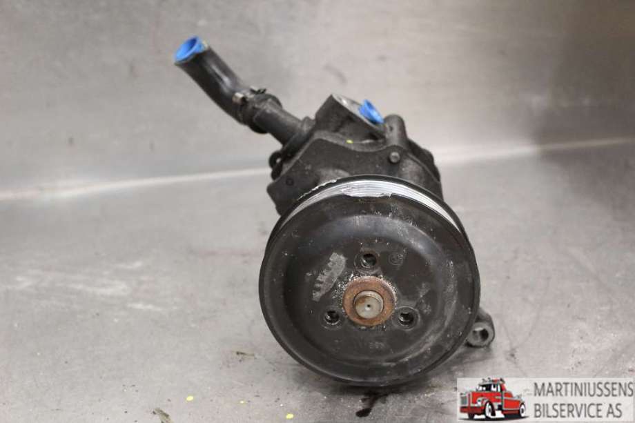 Servo pumpe mekanisk til BMW 7-Serie 2009-2015 (F01/F02/F03/F04) (F01/F02/F03/F04) (BMW||LH2115369)