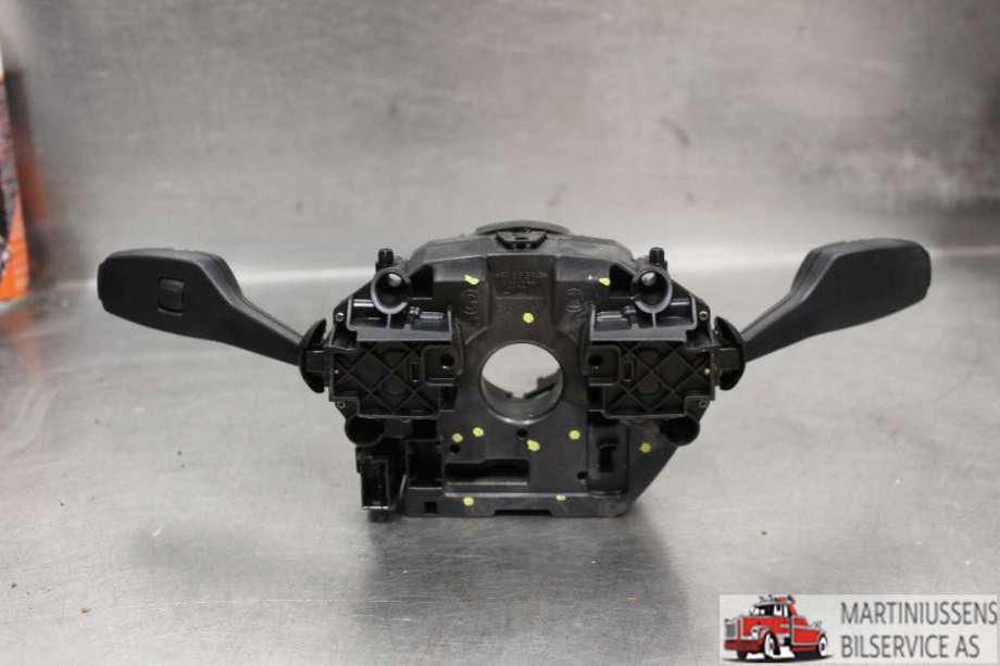 Bryter combi til BMW 1-Serie 2011-2015 (Fase 1) (F20/F21) (F20/F21) (BMW||LZ 9 242 282-02)