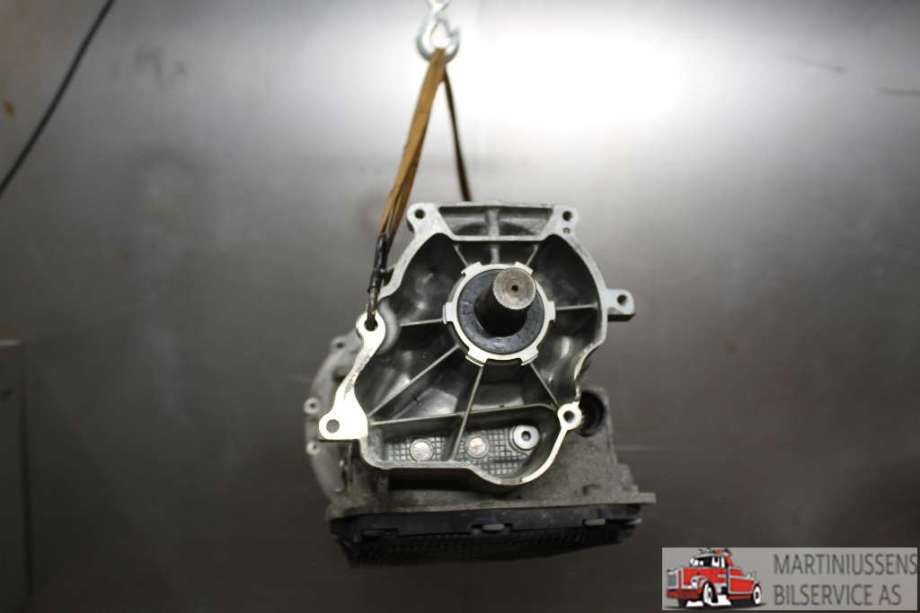 Girkasse automat til BMW X3 2010-2017 (F25) (F25) (BMW||LU 8614198)
