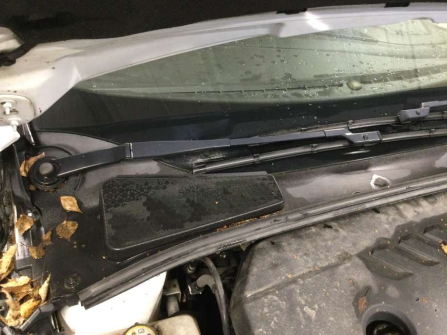 Viskerarmer frontrute til Ford Focus, 2011-2014 (Type III, Fase 1)  (FORD|)