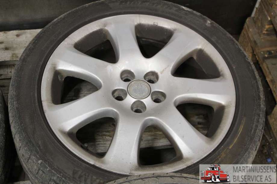 Felgsett aluminium til Toyota Avensis 2003-2008 (Type II)  (TOYOTA|42811-05260|5X100|7X17 ET 45)