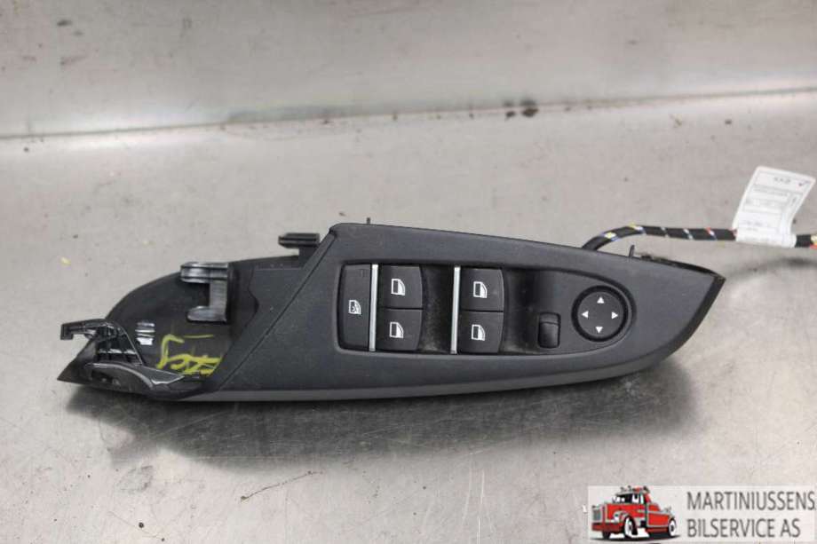 Bryter ruteheis til BMW X3 2010-2017 (F25) (F25) (BMW||9208109-02)