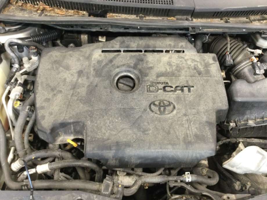 Motordeksel over motor til Toyota Avensis, 2009-2015 (Type III, Fase 1)  (TOYOTA|)