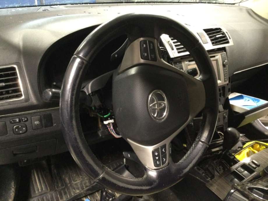 Ratt til Toyota Avensis, 2009-2015 (Type III, Fase 1)  (TOYOTA|)