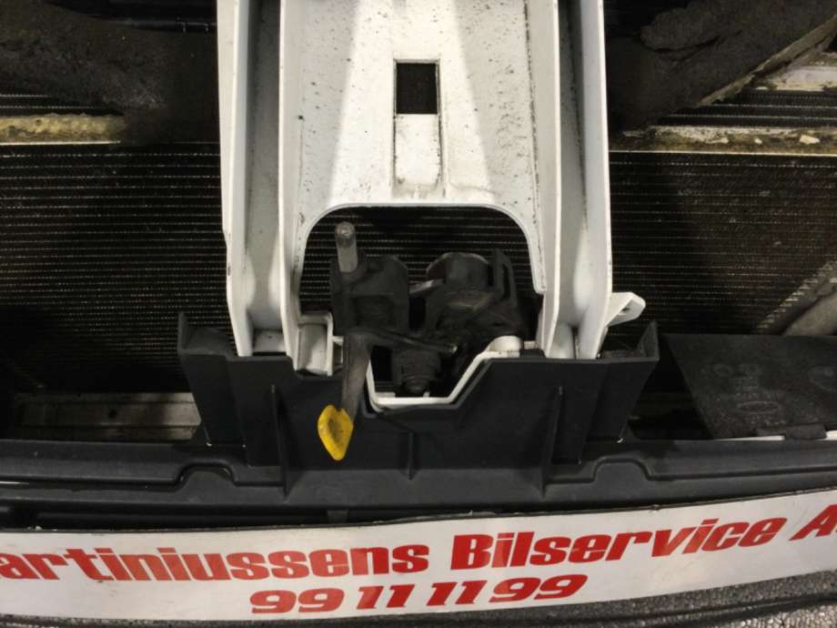 Panserlås til Ford Mondeo, 2011-2014 (Type IV, Fase 2)  (FORD|)