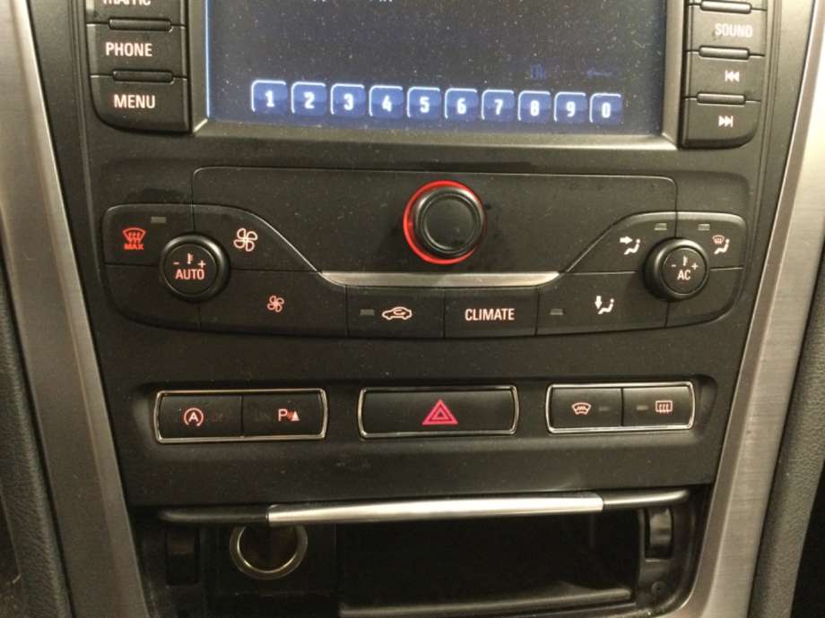 Varmeapparat betjening til Ford Mondeo, 2011-2014 (Type IV, Fase 2)  (FORD|)