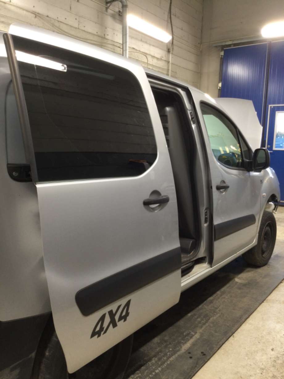 Dør høyre skyvedør til Peugeot Partner, 2015-2019 (Type II, Fase 2)  (PEUGEOT|)