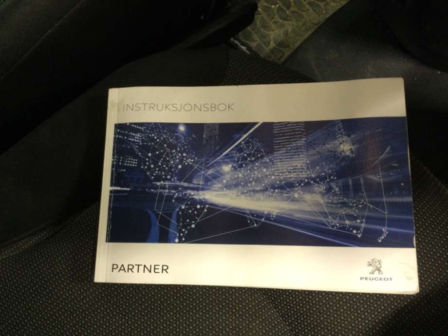Instruksjonsbok til Peugeot Partner, 2015-2019 (Type II, Fase 2)  (PEUGEOT|)