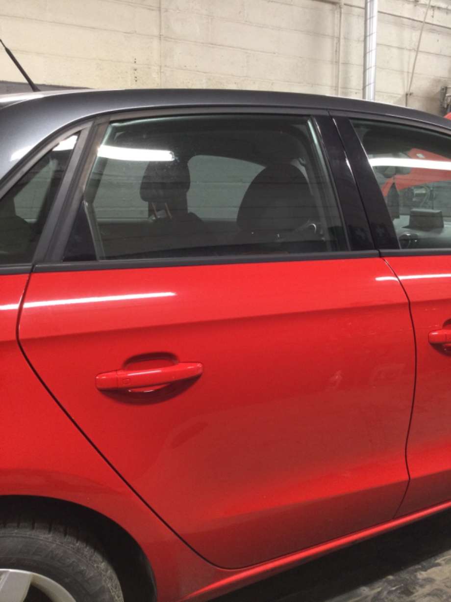 Dør høyre bak til Audi A1, 2010-2014 (Type I, Fase 1)  (AUDI|)