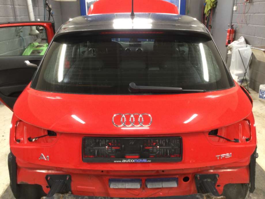Bakluke combi til Audi A1, 2010-2014 (Type I, Fase 1)  (AUDI|)