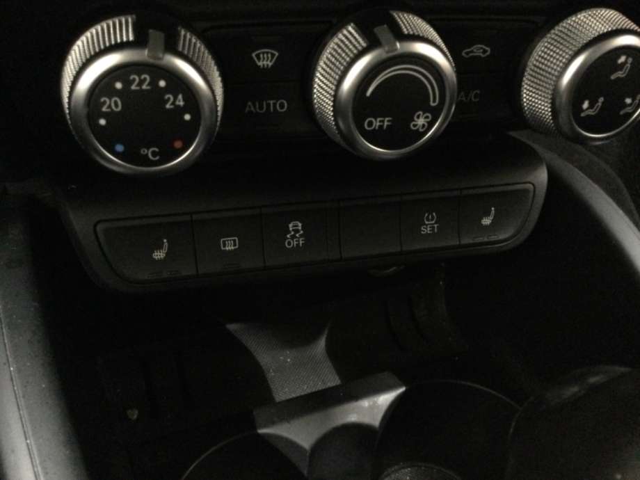 Bryter setevarme til Audi A1, 2010-2014 (Type I, Fase 1)  (AUDI|)