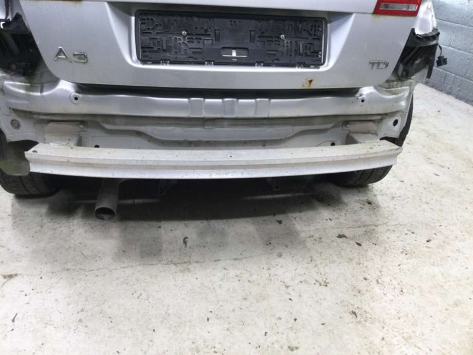 Støtfangerforsterkning bak til Audi A3, 2009-2012 (Type II, Fase 2)  (AUDI|)