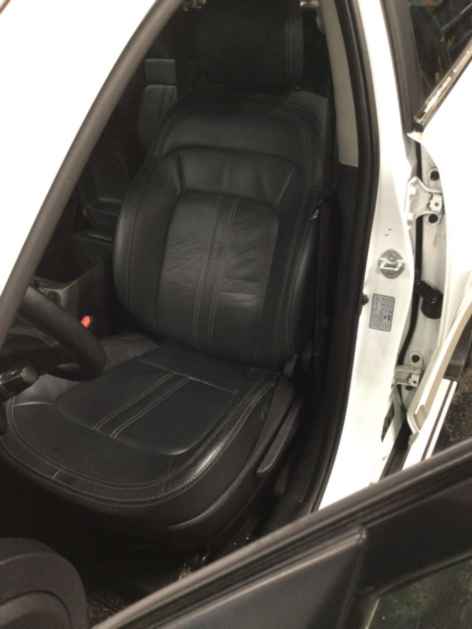 Sete foran venstre til Kia Sportage, 2010-2016 (Type III)  (KIA|)