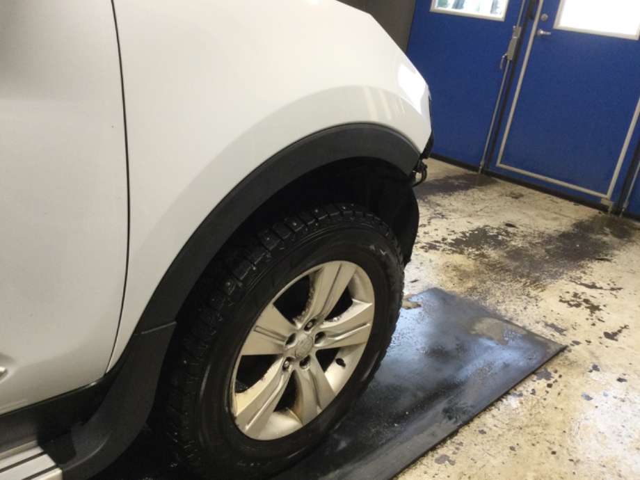 Hjulbuelist venstre bak til Kia Sportage, 2010-2016 (Type III)  (KIA|)