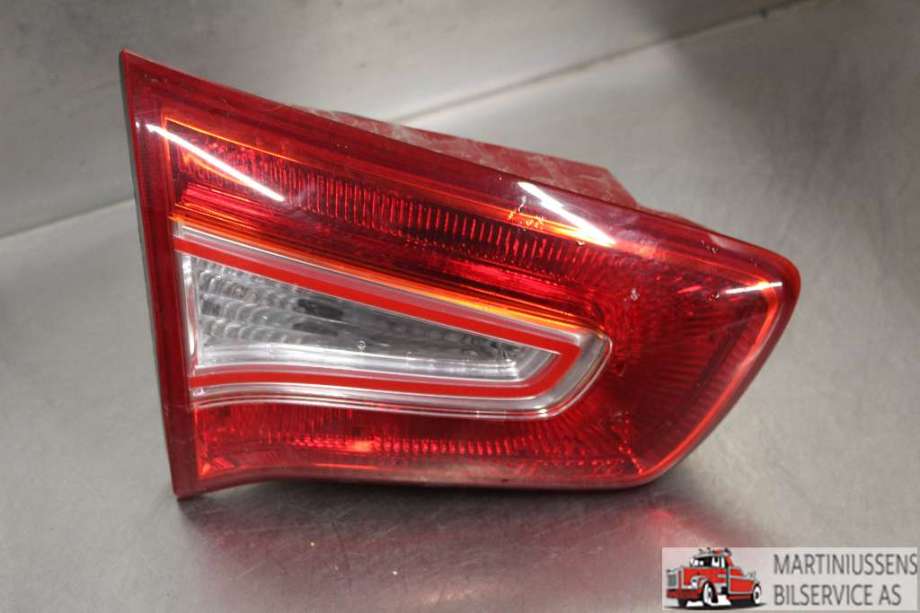 Baklykt venstre indre til Kia Sportage 2010-2016 (Type III)  (KIA||92405-3W0)