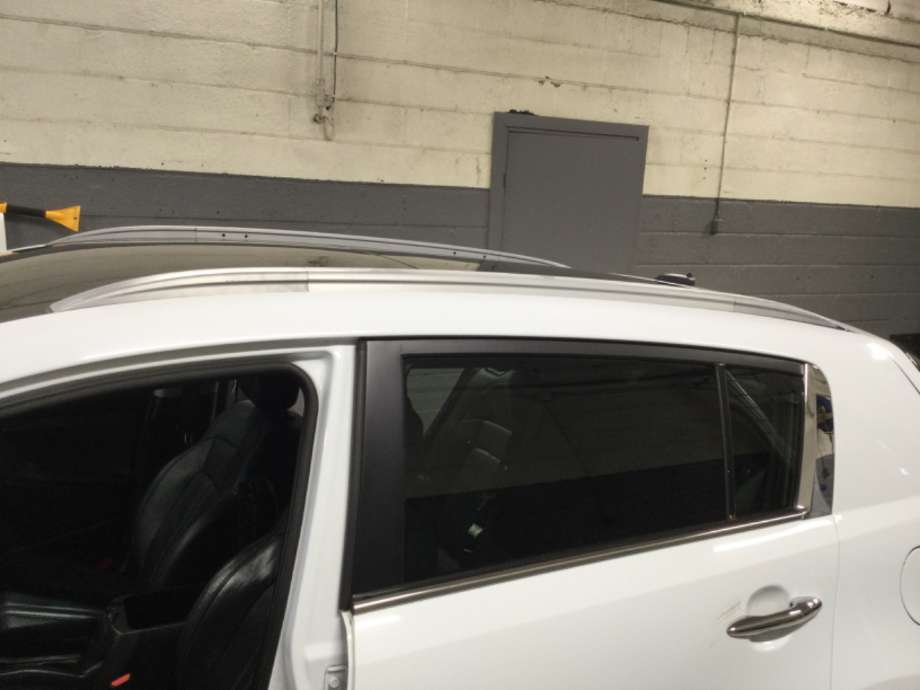 Takrails til Kia Sportage, 2010-2016 (Type III)  (KIA|)