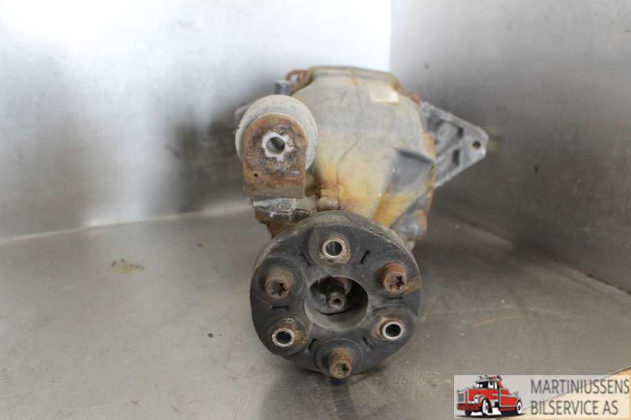 Kardang klokke bak til Mercedes GLK 2008-2015 (X204) (X204) (MERCEDES||A 203 351 06 05)
