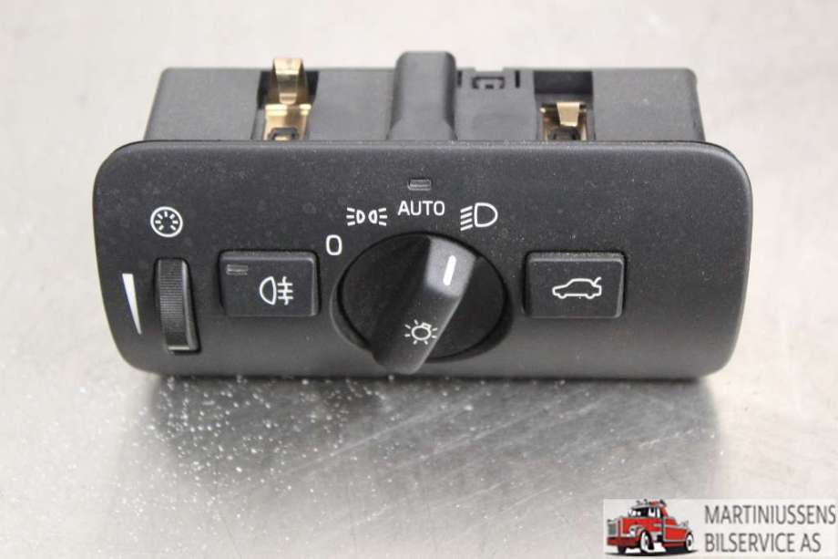 Bryter lys til Volvo V40 2012-2019  (VOLVO||30739424)
