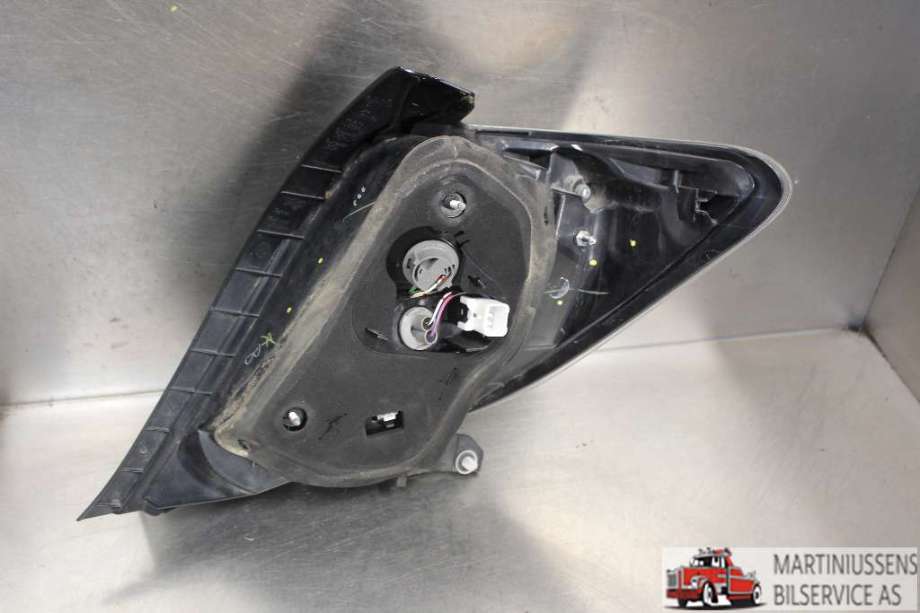 Baklykt venstre til Toyota Yaris 2012-2014 (Type III, Fase 1)  (TOYOTA|)