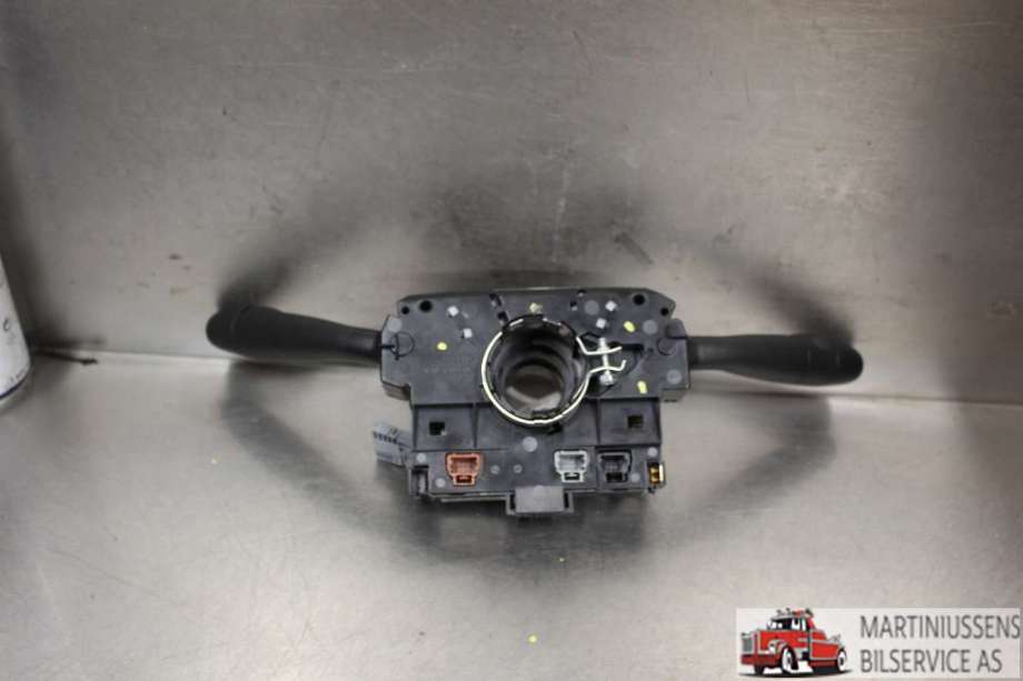 Bryter combi til Peugeot Partner 2008-2015 (Type II, Fase 1)  (PEUGEOT||98062240XT)