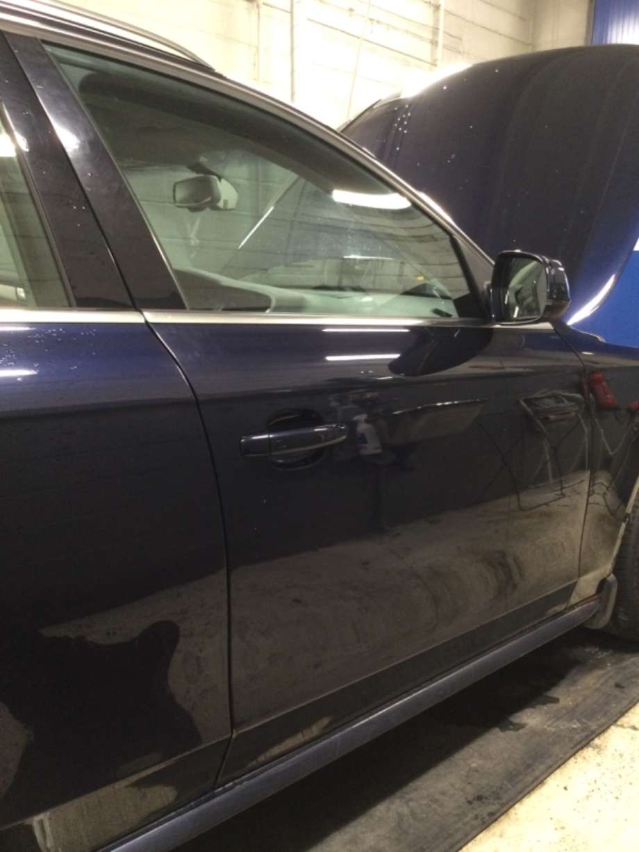 Dør høyre foran til Audi A4, 2007-2014 (Type IV) (B8) (B8) (AUDI|)