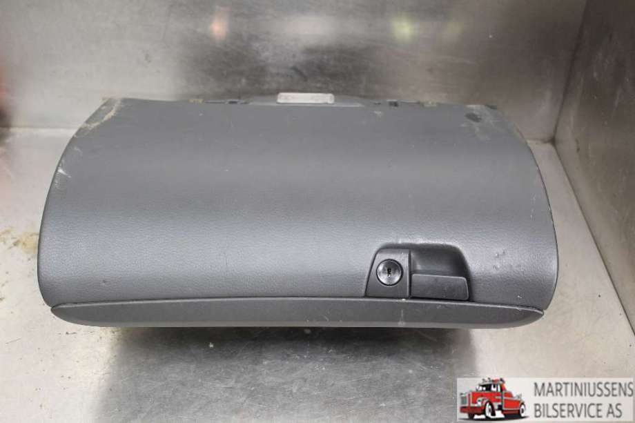 Hanskerom til Volvo V70 2000-2004 (Type II, Fase 1)  (VOLVO|)