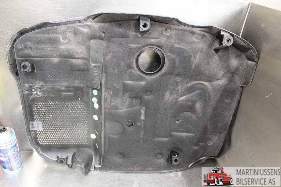 Motordeksel over motor til Mercedes GLK 2008-2015 (X204) (X204) (MERCEDES||A 651 010 11 67)