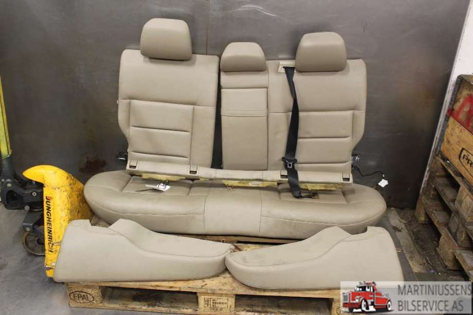 Sete bak til Mercedes E-Klasse, 2009-2013 (Fase 1) (W212) (W212) (MERCEDES|)