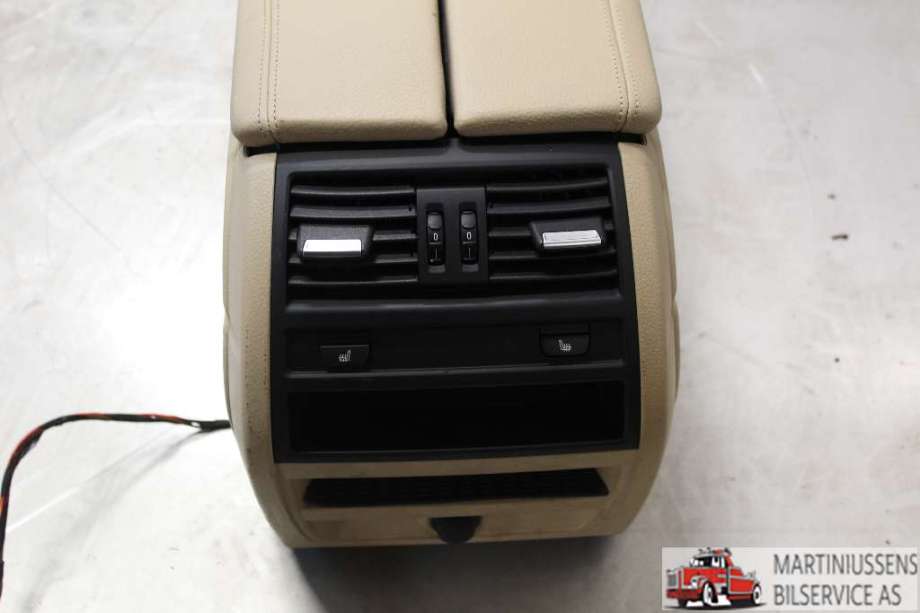 Sete armlene lokk til BMW 5-Serie 2010-2017 (F10/F11) (F10/F11) (BMW|)