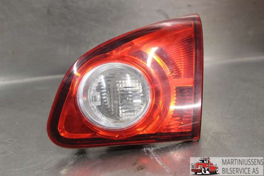 Baklykt høyre indre til Nissan Qashqai, 2007-2010 (Type I, Fase 1)  (NISSAN|)