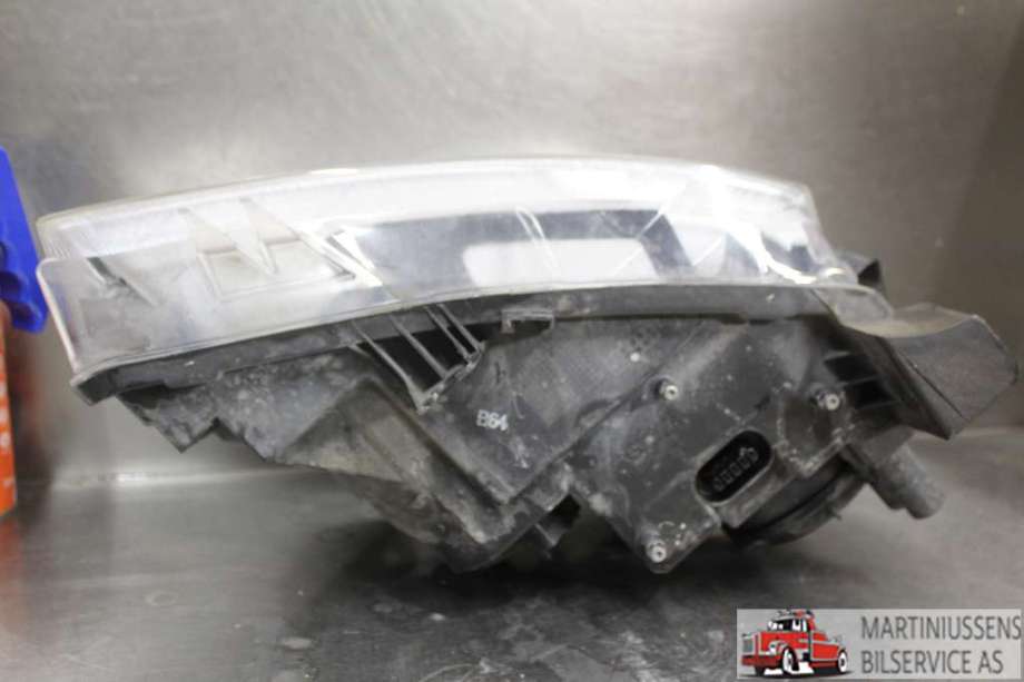 Frontlykt venstre xenon til Nissan Qashqai 2007-2010 (Type I, Fase 1)  (NISSAN||26060 JD910)