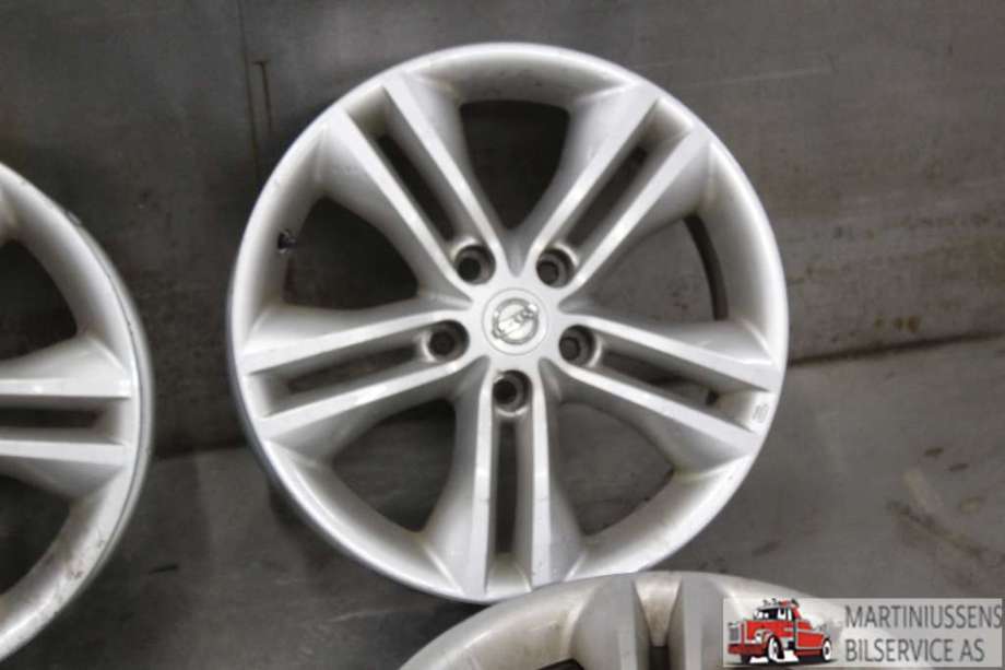 Felgsett aluminium til Nissan Qashqai 2007-2010 (Type I, Fase 1)  (NISSAN|3 ET40;5X114||17X6;5 ET40)