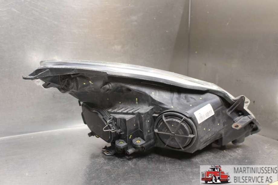 Frontlykt venstre halogen til Opel Corsa D 2006-2014 (OPEL|)