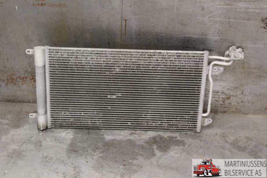 Aircondition radiator til VW Polo 2009-2014 (Type V, Fase 1)  (VOLKSWAGEN||6R0820411D)