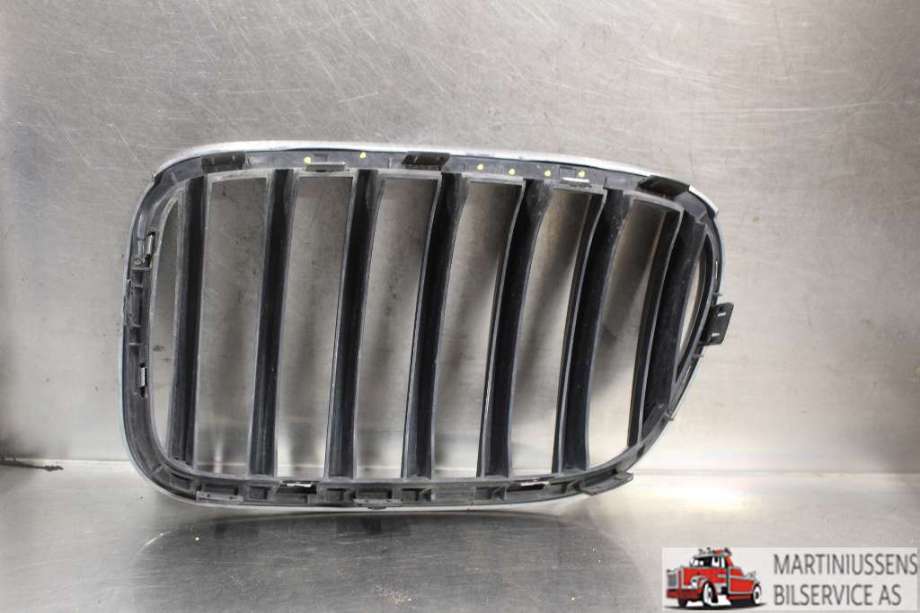 Grill høyre til BMW X3 2010-2017 (F25) (F25) (BMW|51 11 7 210 726|)