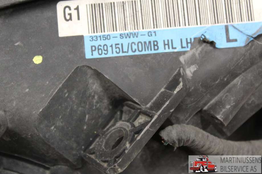 Frontlykt venstre halogen til Honda CR-V 2007-2012 (Type III) (HONDA||P6915L)